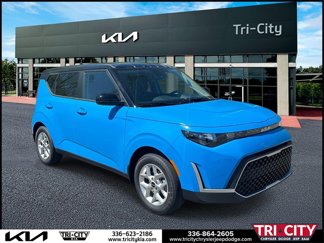 New 2025 Kia Soul S image 1