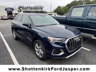 Used 2020 Audi Q3 2.0T Premium Plus w/ Premium Plus Package image 1