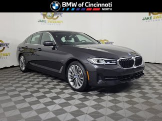 Certified 2023 BMW 530e xDrive w/ Premium Package image 1