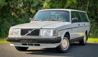 Used 1990 Volvo 240 DL image 1