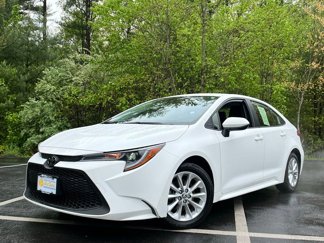 Used 2022 Toyota Corolla LE image 1