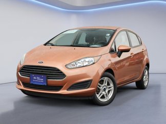 Certified 2017 Ford Fiesta SE image 1