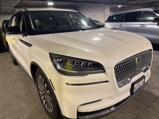 Used 2023 Lincoln Aviator Reserve w/ Class IV Trailer Tow Package image 1