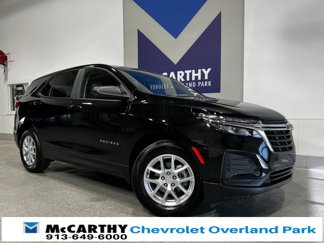 Used 2023 Chevrolet Equinox LS w/ LS Convenience Package image 1