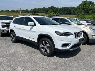 Used 2019 Jeep Cherokee Limited image 1