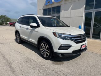 Used 2016 Honda Pilot Touring image 1