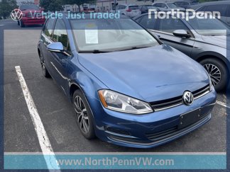 Used 2017 Volkswagen Golf SE image 1
