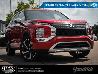 Used 2022 Mitsubishi Outlander SE image 1