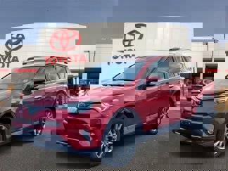 Used 2017 Toyota RAV4 Limited image 1