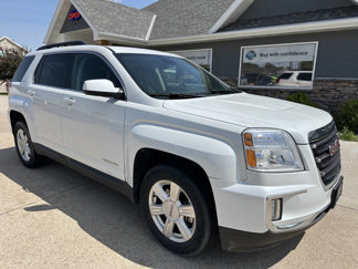Used 2016 GMC Terrain SLE w/ Convenience Package image 1