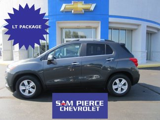 Used 2018 Chevrolet Trax LT w/ LT Convenience Package image 1