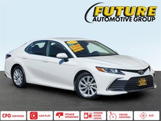 Certified 2022 Toyota Camry LE image 1