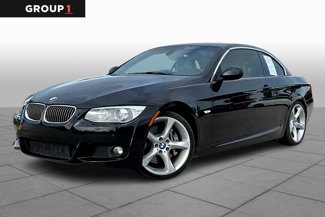 Used 2011 BMW 335i Convertible image 1