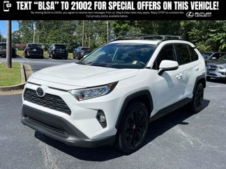 Used 2020 Toyota RAV4 XLE Premium image 1