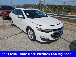 Used 2024 Chevrolet Malibu LT image 1