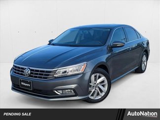 Used 2018 Volkswagen Passat 2.0T SE image 1