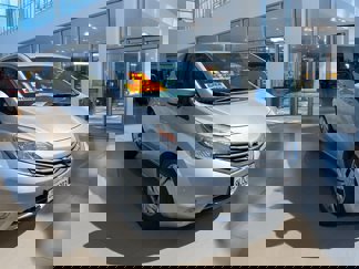 Used 2015 Nissan Versa Note SV image 1