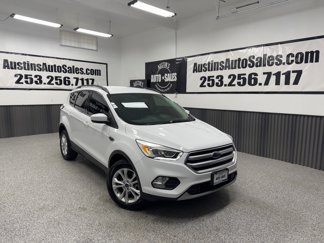 Used 2017 Ford Escape SE w/ Equipment Group 201A image 1