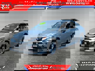 Used 2021 Toyota Camry LE image 1