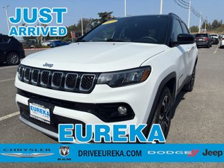 Used 2023 Jeep Compass Limited image 1