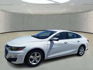 Used 2023 Chevrolet Malibu LS w/ Driver Confidence Package image 1