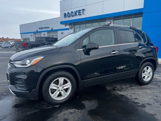 Used 2017 Chevrolet Trax LT w/ LT Convenience Package image 1