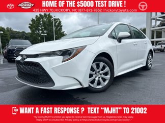 Used 2022 Toyota Corolla LE image 1