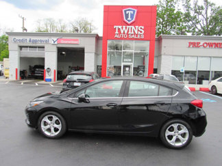 Used 2019 Chevrolet Cruze Premier image 1