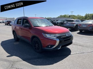 Used 2019 Mitsubishi Outlander ES image 1