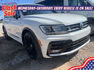 Used 2021 Volkswagen Tiguan SE R-Line image 1