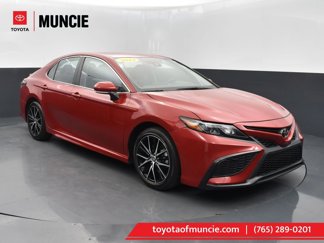 Used 2023 Toyota Camry SE image 1
