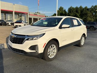 Used 2023 Chevrolet Equinox LT w/ Driver Convenience Package image 1
