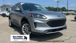 Used 2021 Ford Escape SE image 1