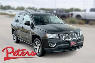 Used 2016 Jeep Compass High Altitude image 1