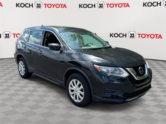 Used 2018 Nissan Rogue S image 1