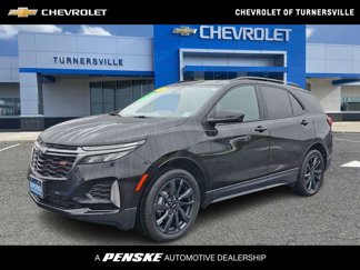 Certified 2022 Chevrolet Equinox RS image 1