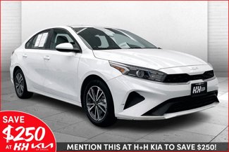 Used 2022 Kia Forte LXS image 1
