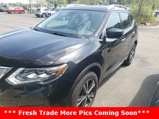 Used 2017 Nissan Rogue SL w/ SL Premium Package image 1