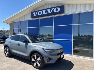 Used 2023 Volvo C40 P8 Recharge Plus w/ Climate Package image 1