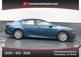 New 2025 Toyota Camry LE image 1