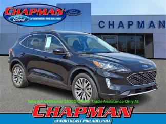 Used 2022 Ford Escape Titanium w/ Class II Trailer Tow Package image 1