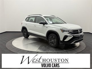 Used 2022 Volkswagen Taos S image 1