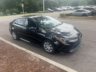 Used 2020 Toyota Corolla LE image 1