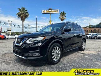 Used 2019 Nissan Rogue SV image 1