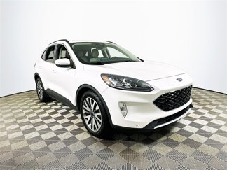 Used 2020 Ford Escape Titanium image 1