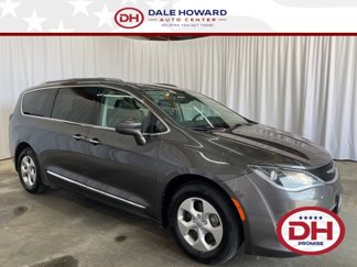 Used 2017 Chrysler Pacifica Touring-L Plus image 1