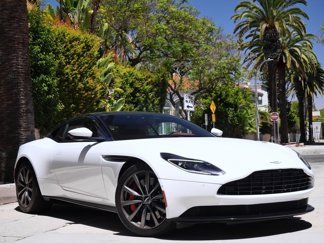 Used 2019 Aston Martin DB11 Coupe image 1