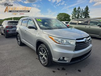 Used 2016 Toyota Highlander XLE image 1