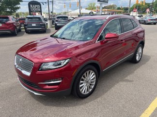 Used 2019 Lincoln MKC Premiere image 1