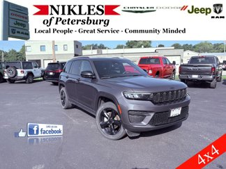 Used 2023 Jeep Grand Cherokee Altitude image 1